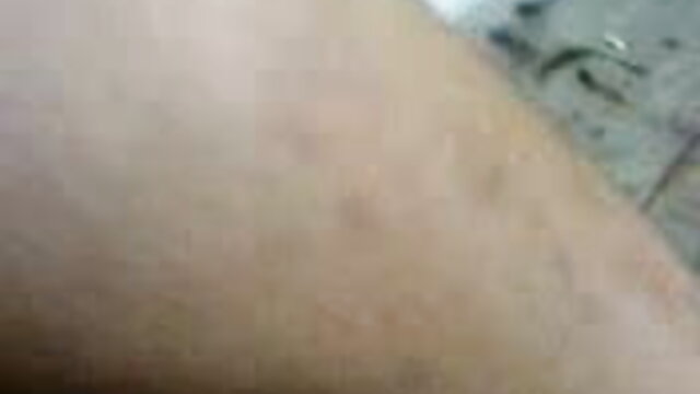مشت سکس با خواهر روسی زنی کے ساتھ خوبصورت ایک dildo کے