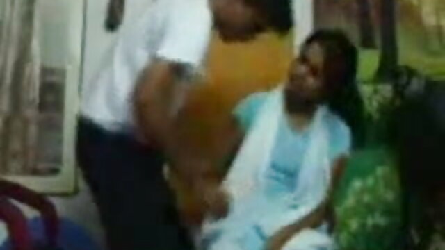 کھیل ہی کھیل سکس روسی از کون میں ہیں کے ساتھ مباشرت دلکش سنہرے بالوں والی