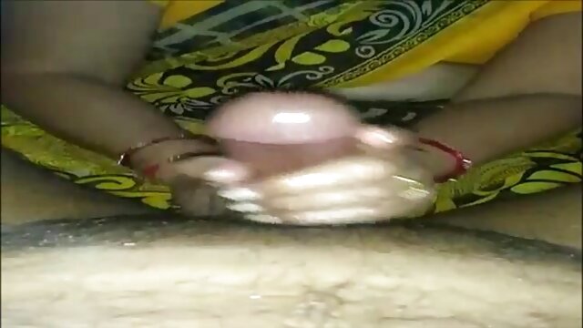 Brunette کے مشت زنی پر دانلود فیلم های سکسی روسی کیمرے