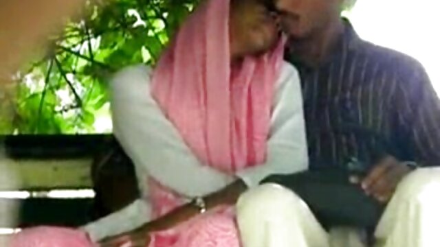 ماں نوجوان مردوں کے سکس فلم روسی