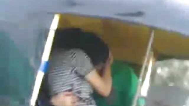 دادی کے لئے آئے تھے ، عورت مرض کے ماہر روسی سکسی کے لئے جانچ پڑتال کی جائے