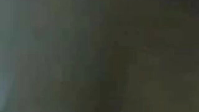 بالغ رکھتا ہے ایشیائی عورت باورچی خانے کے دانلود سکس روسیه ای میز پر