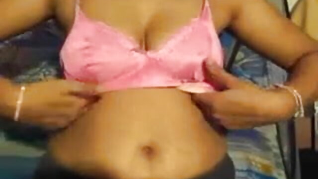 لارین کلیئر fingering کے ساتھ منڈوا سکس کامل روسی اندام نہانی