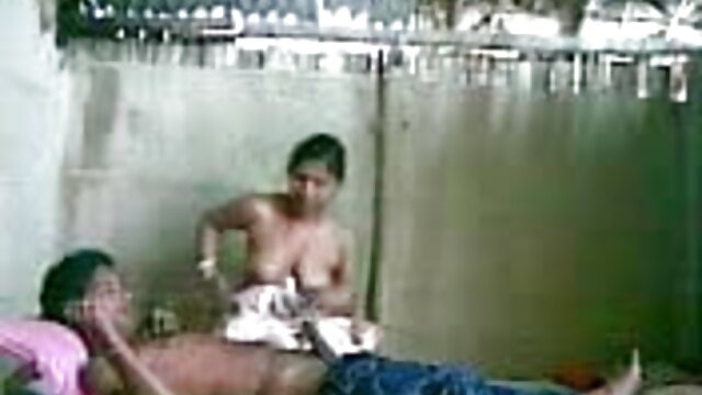 مردوں کے فیلم داستانی سکسی روسی محبت میں کپڑے